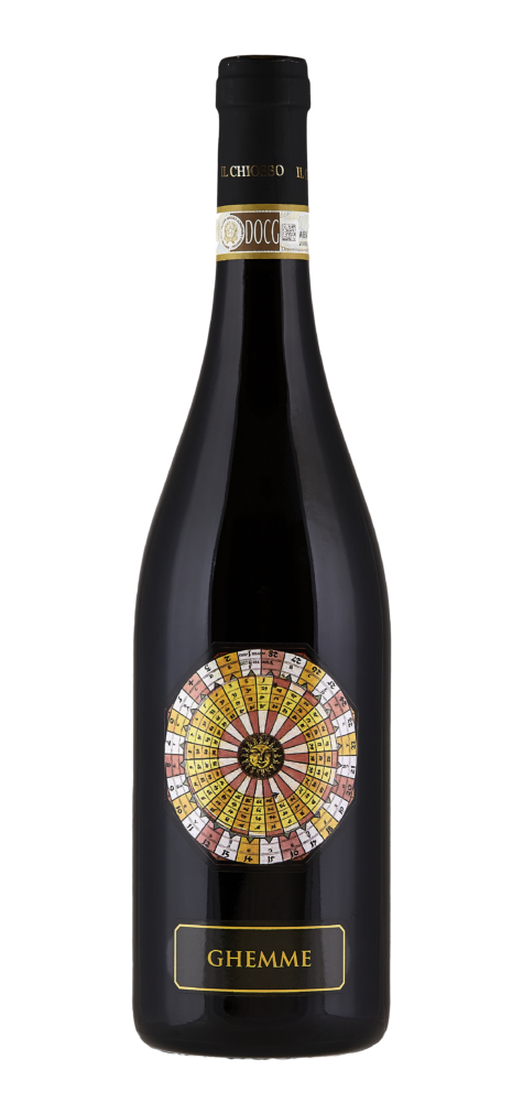 Ghemme wine bottle with decorative circular label