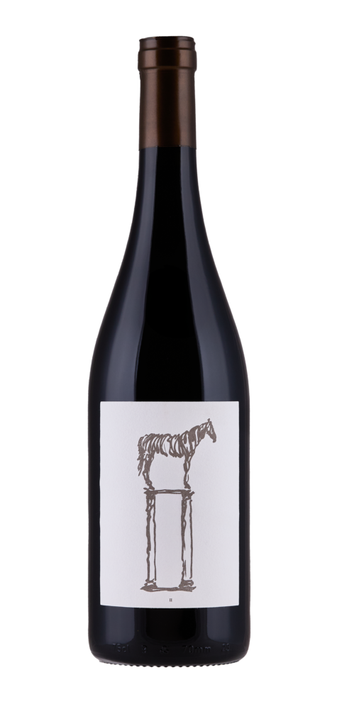Wine bottle with horse on pillars label