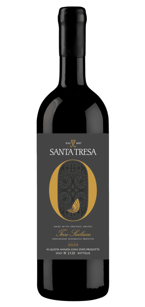 Santa Tresa 2020 wine bottle